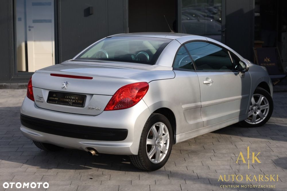 Peugeot 207 - 8