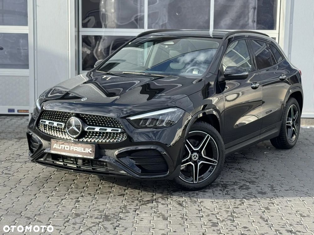 Mercedes-Benz GLA 200 AMG Line - 2