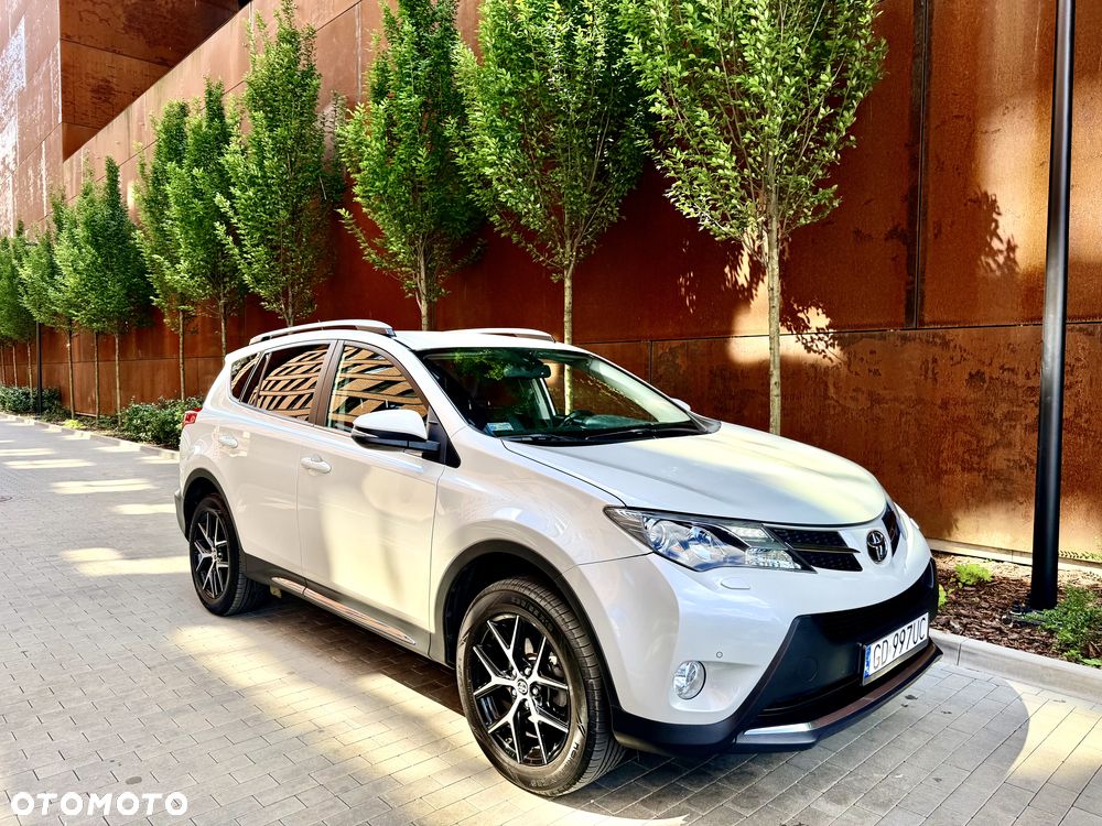Toyota RAV4 2.2 D-4D Premium - 3
