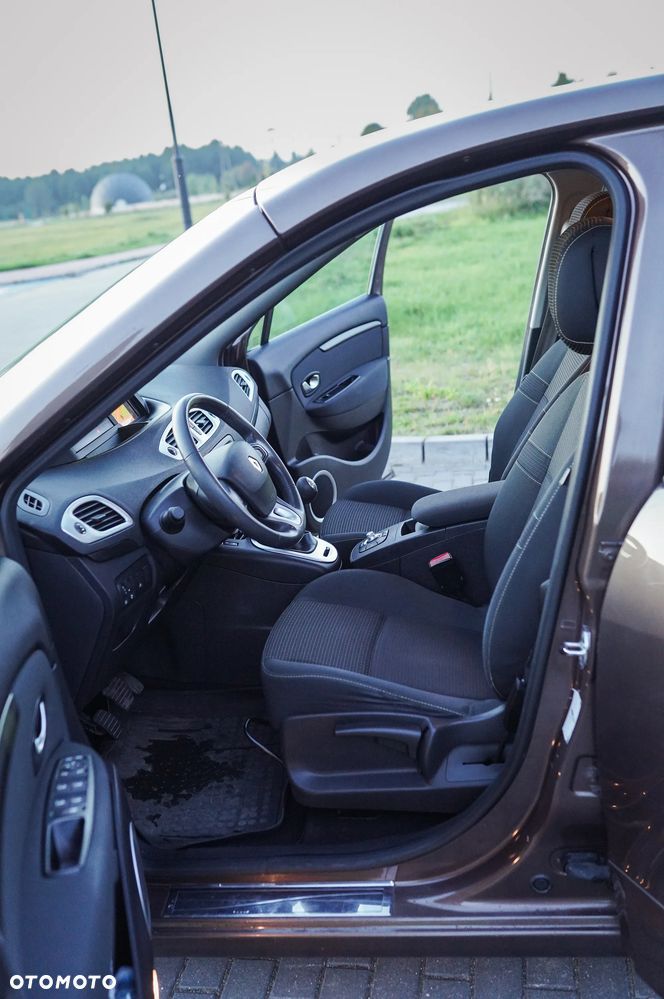 Renault Scenic - 20