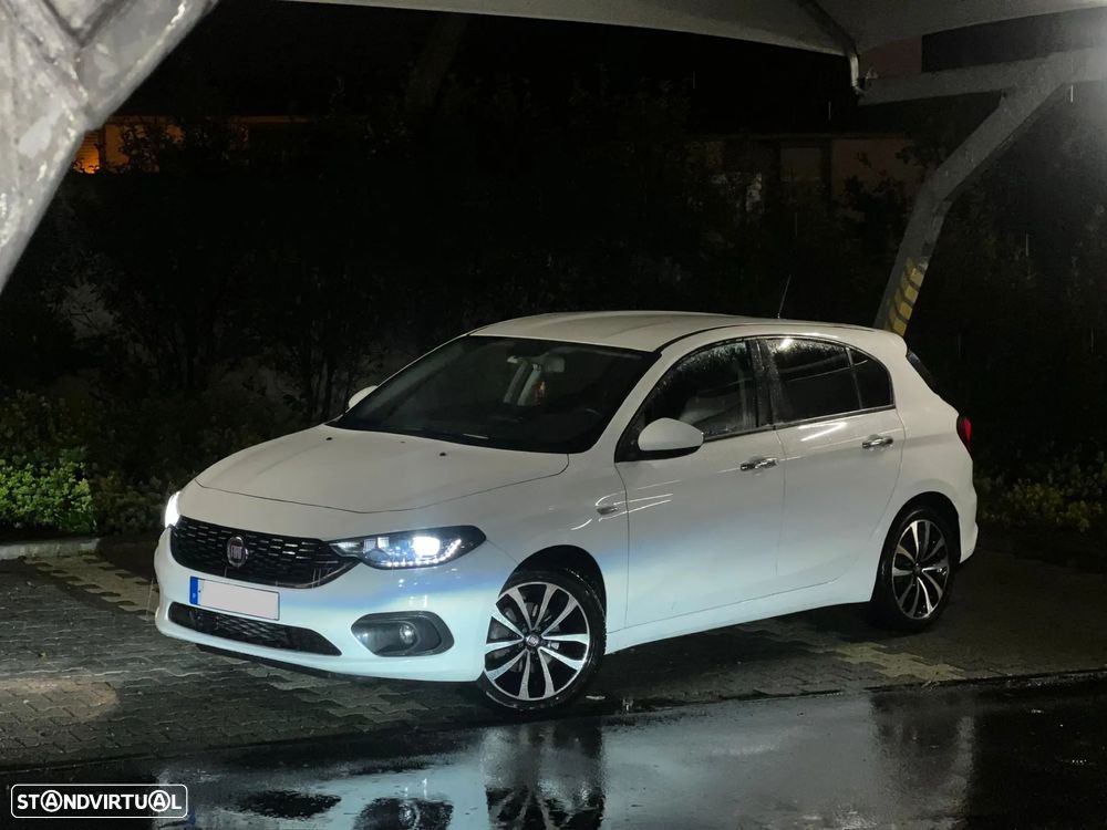 Fiat Tipo 1.6 M-Jet Lounge J17 DCT - 1