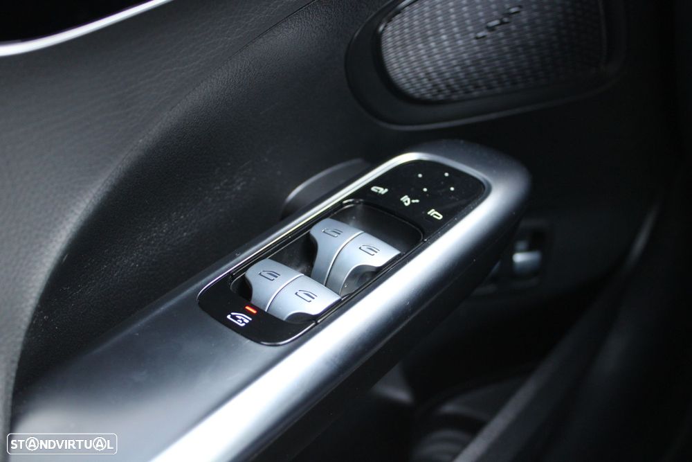 Mercedes-Benz C 300 e T 9G-TRONIC AMG Line - 45