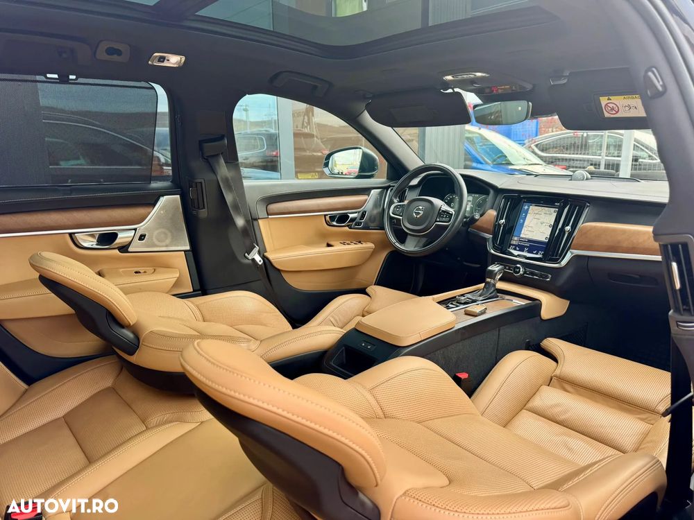 Volvo V90 D5 AWD Geartronic Momentum Pro - 6