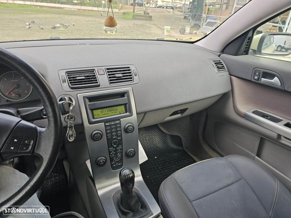 Volvo S40 1.6 D Nível 3 - 5