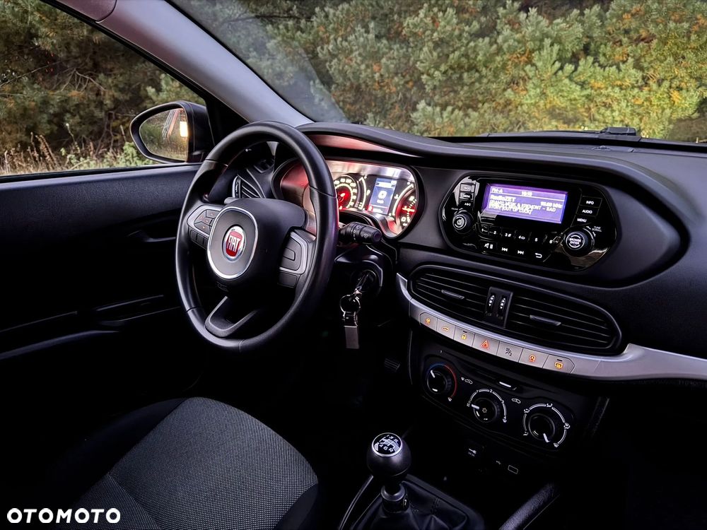 Fiat Tipo 1.4 16v Easy - 12