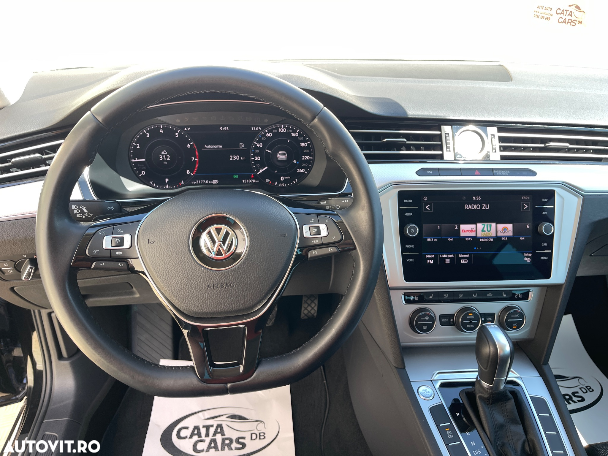 Volkswagen Passat - 37