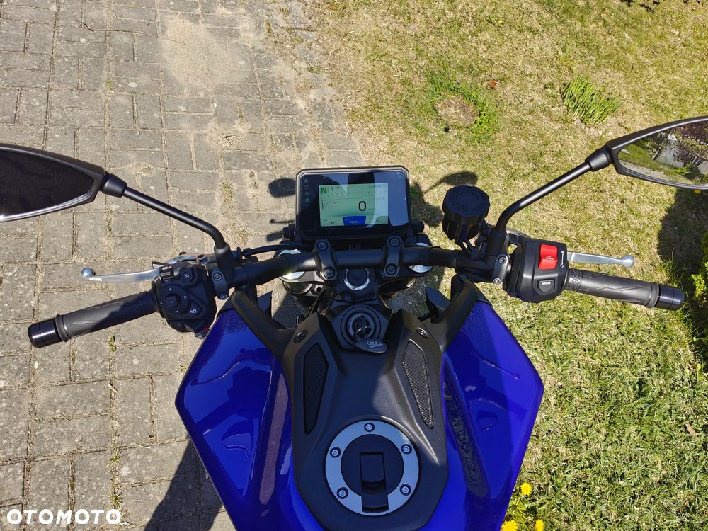 Yamaha MT - 12