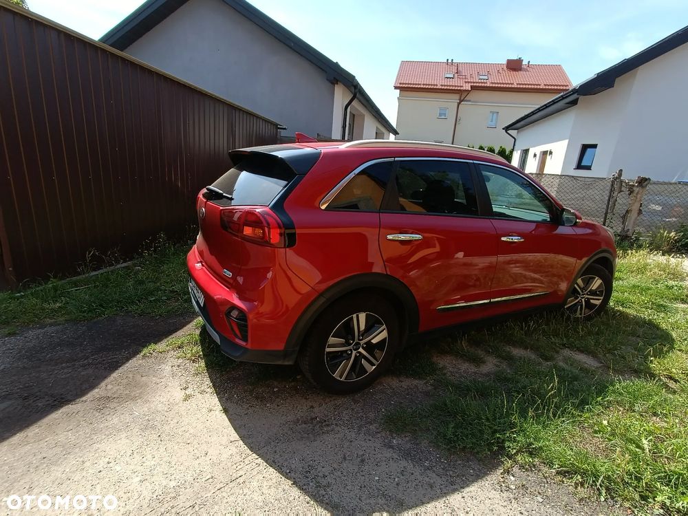 Kia Niro 1.6 GDI Plug-in Hybrid L Business Line - 2