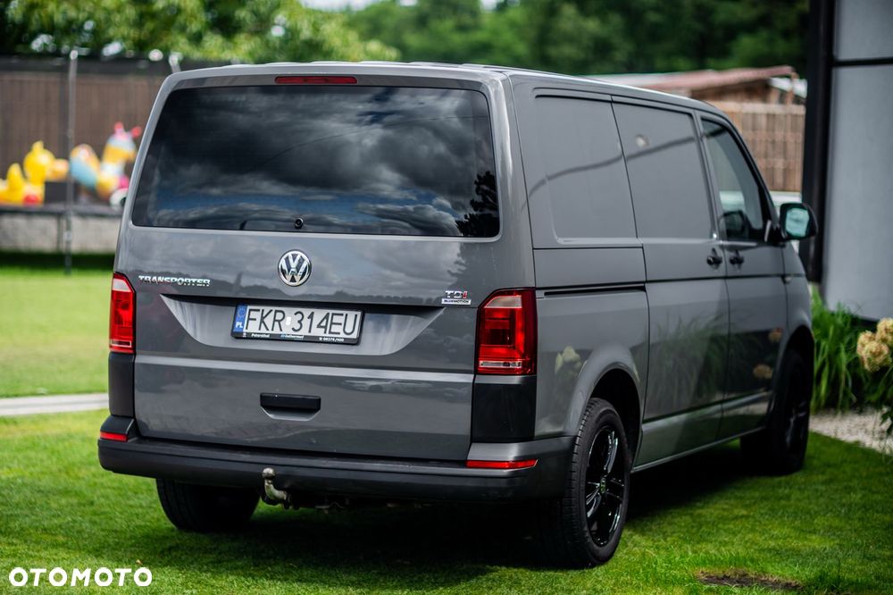 Volkswagen Transporter - 12