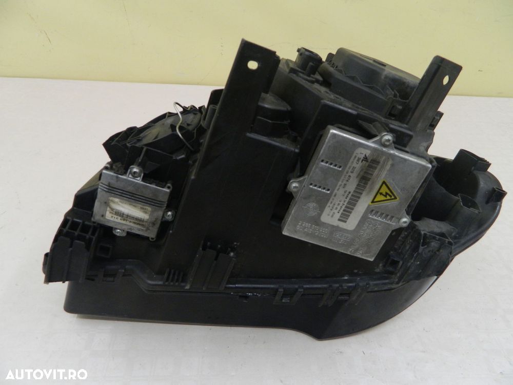 Far dreapta BMW X3 E83 Bi-Xenon adaptiv ( Dynamic), 2003, 2004, 2005, 2006. - 5