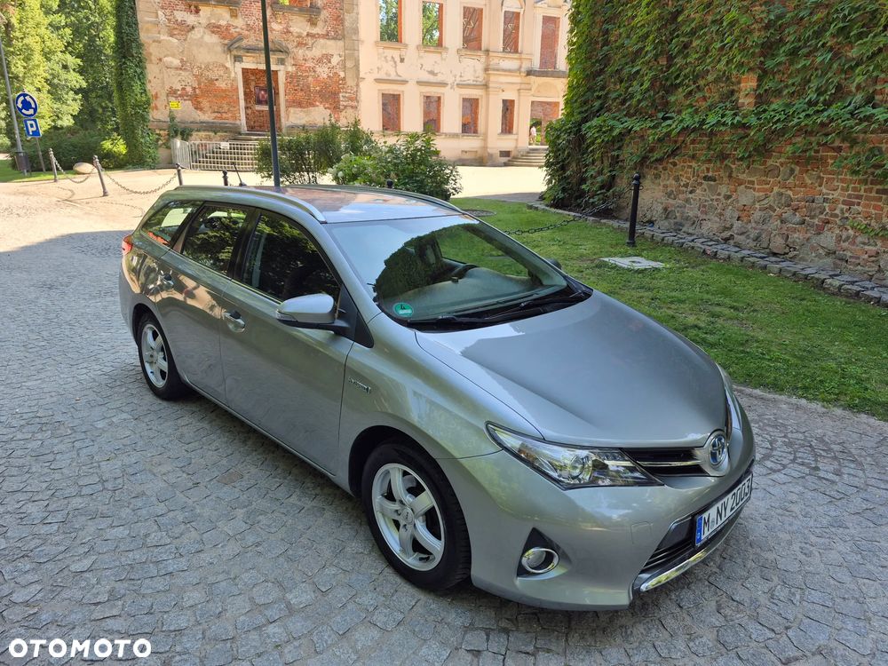 Toyota Auris - 1