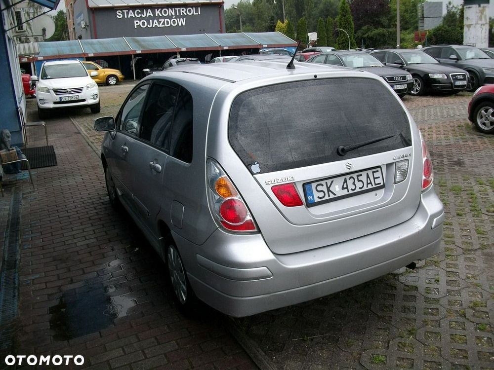 Suzuki Liana - 4