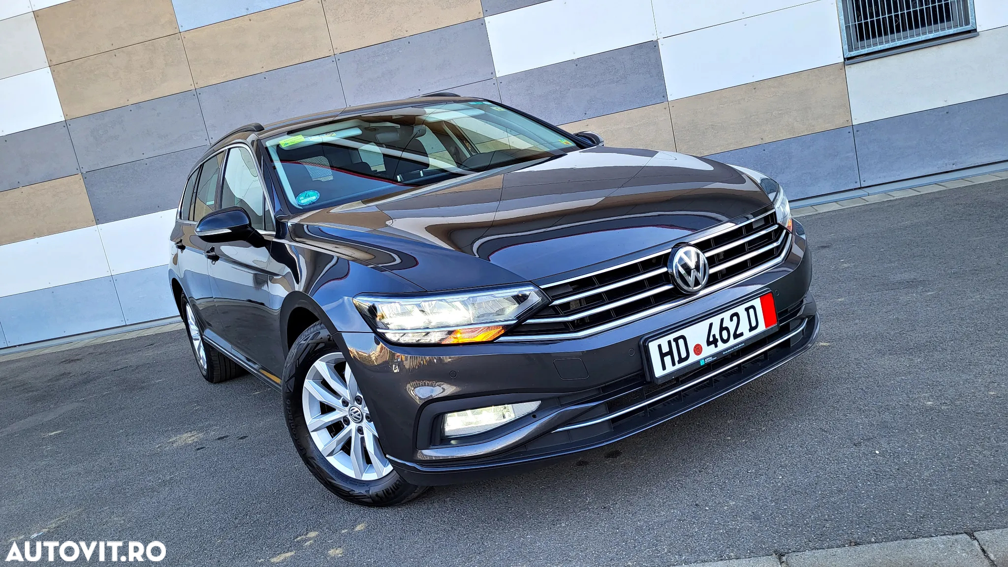 Volkswagen Passat Variant 2.0 TDI SCR DSG Comfortline - 6