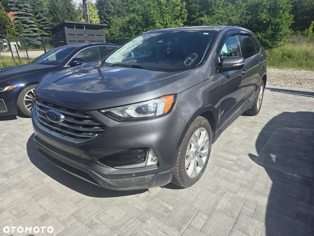 Ford Edge - 1