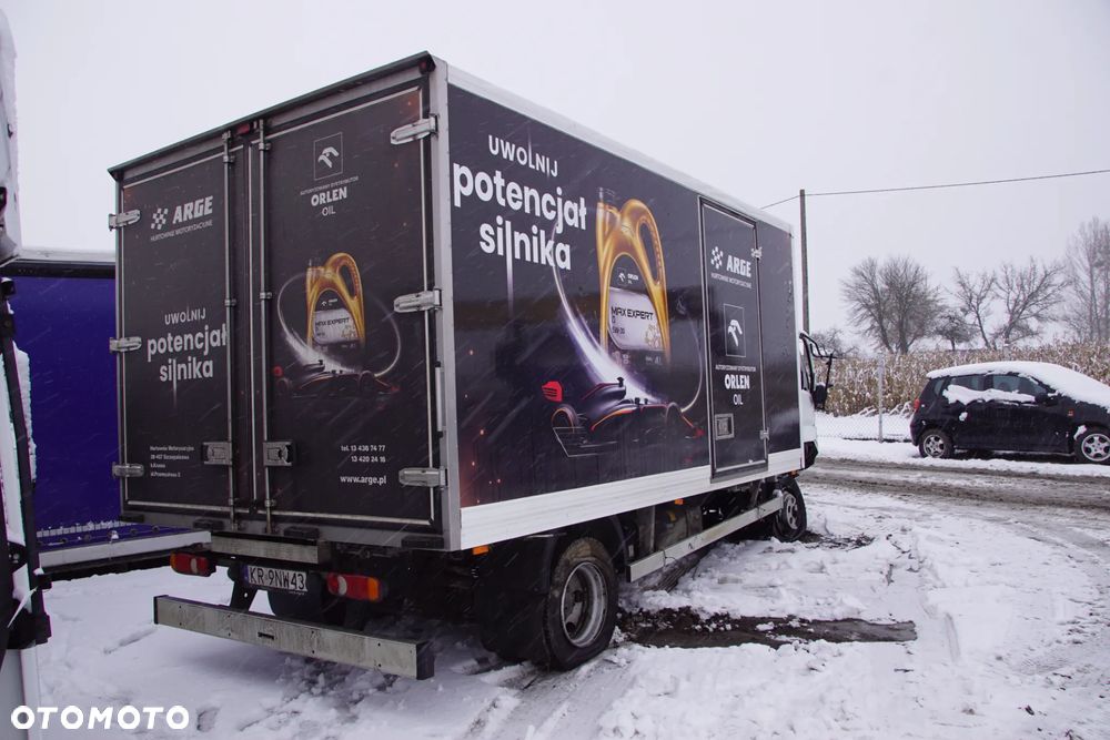 Auto na części - Fuso Canter 9C18 3.0 D 175 KM 4P10 Duonic 2020R Silnik Skrzynia Drzwi Lampa Lusterko Klamka Szyba Owiewka Osłona Kontener Zabudowa Deska Kokpit Sterownik Moduł Czujnik Licznik Panel - 5