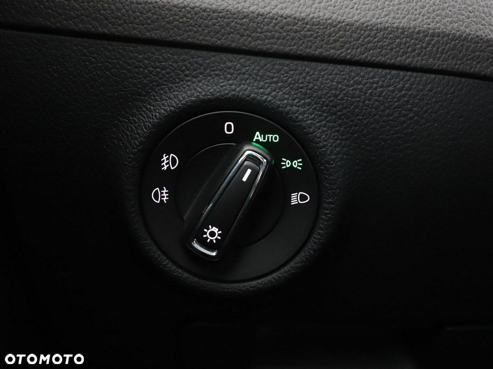 Skoda Superb 1.8 TSI Ambition DSG - 36