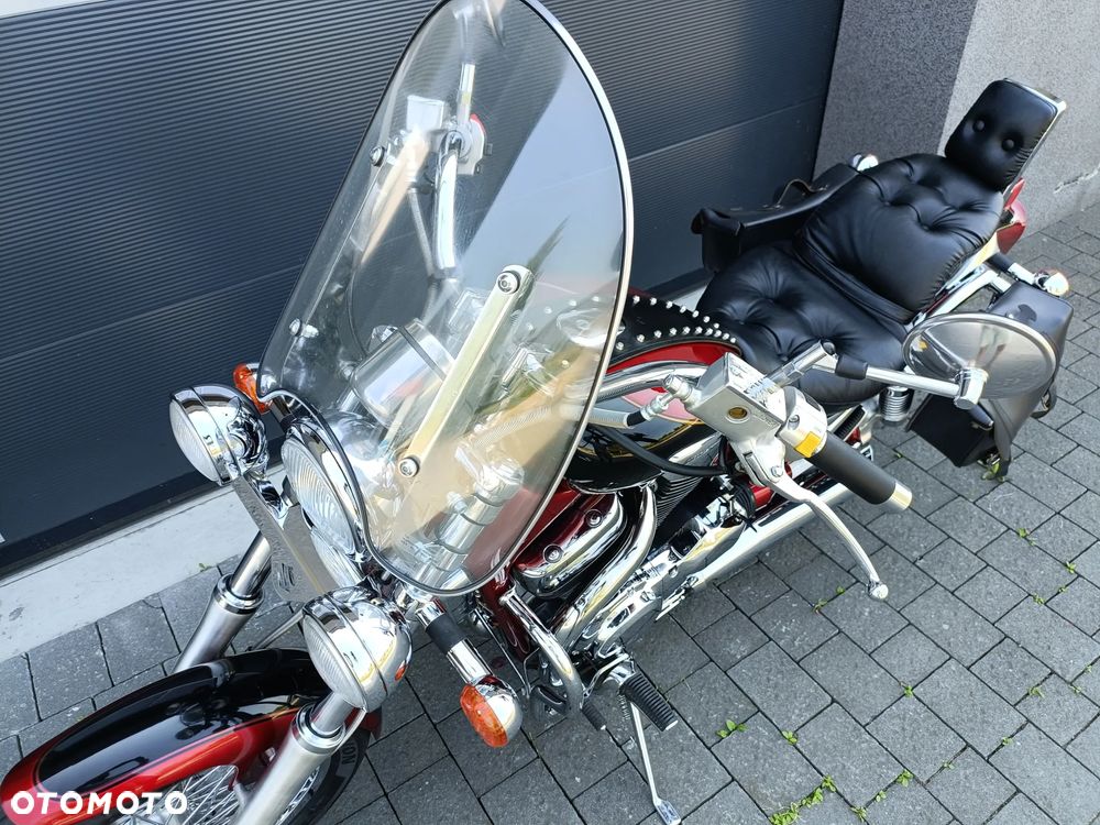 Suzuki Intruder - 19