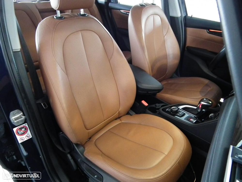 BMW 216 Active Tourer d Line Luxury Auto - 15