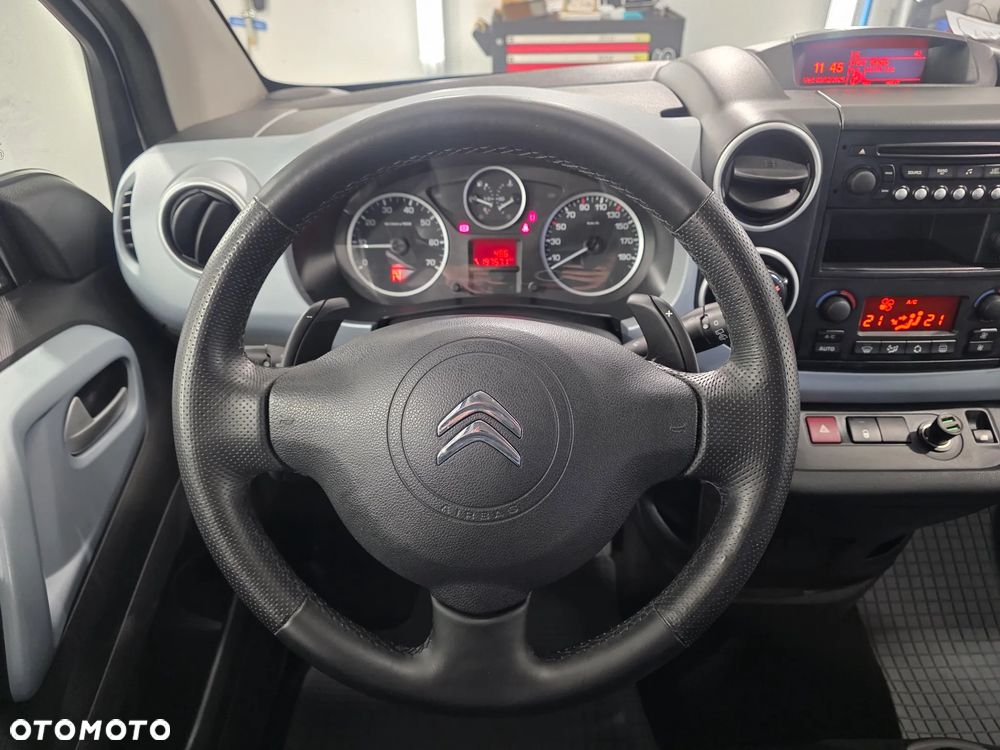 Citroën Berlingo Multispace e-HDi 90 FAP EGS6 Exclusive - 25