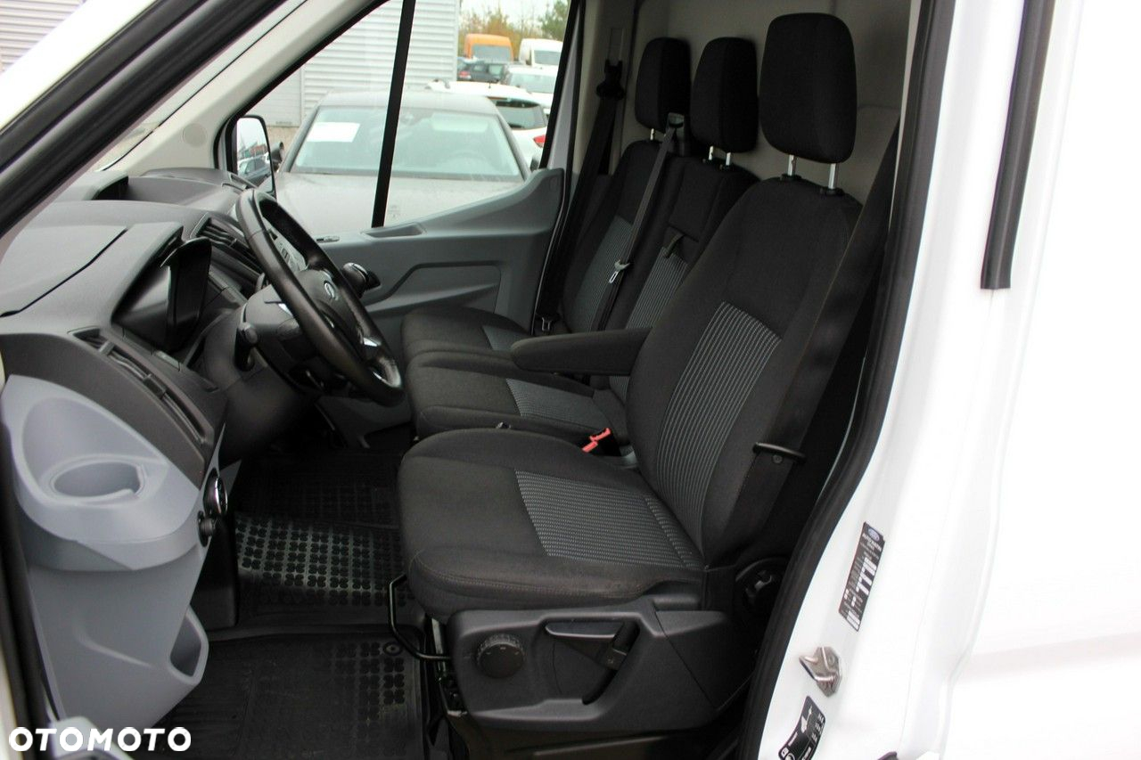 Ford Transit - 9