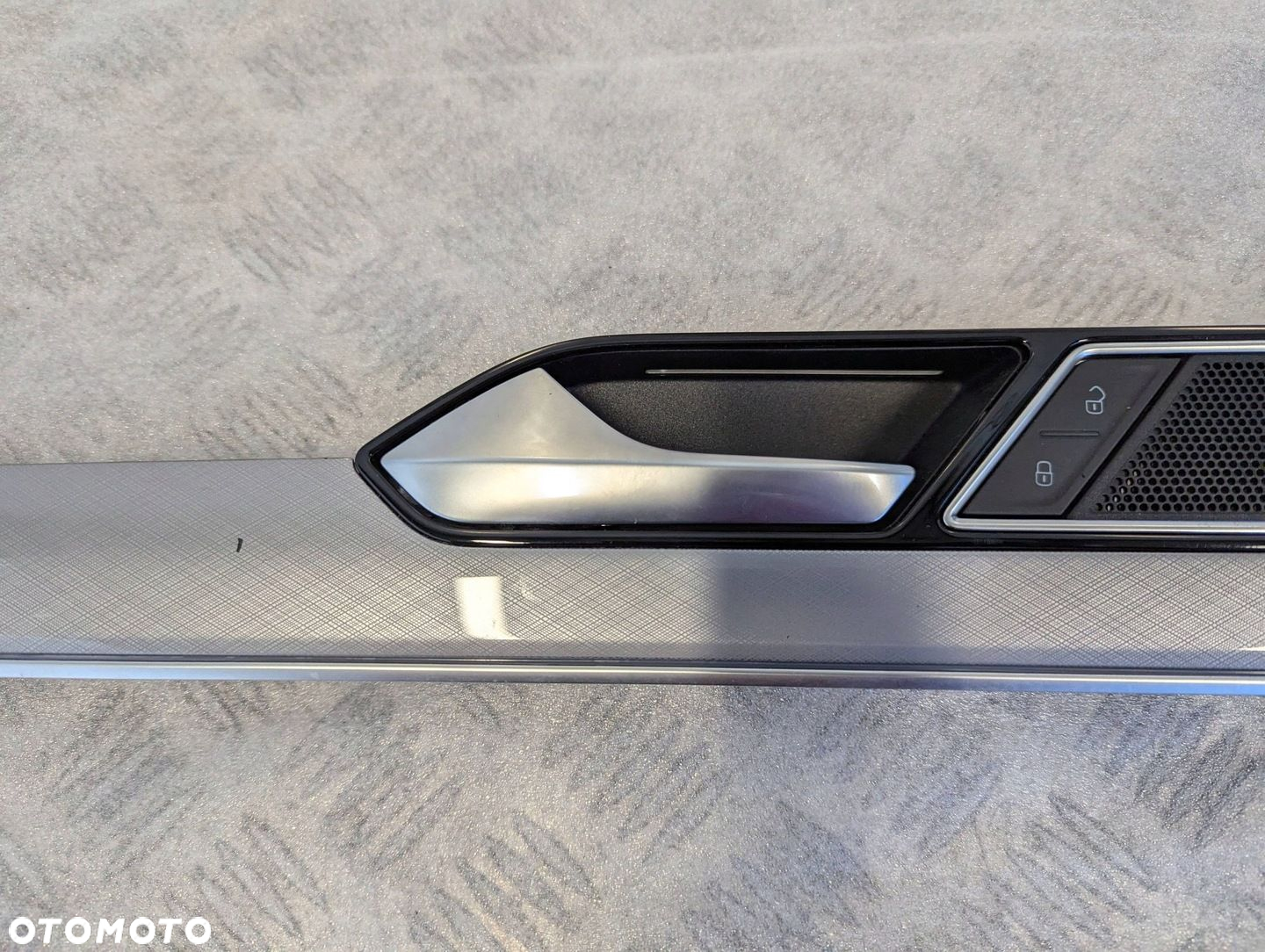 VW PASSAT B8 dekor listwa drzwi przód przedni lewy Led Ambiente - 3
