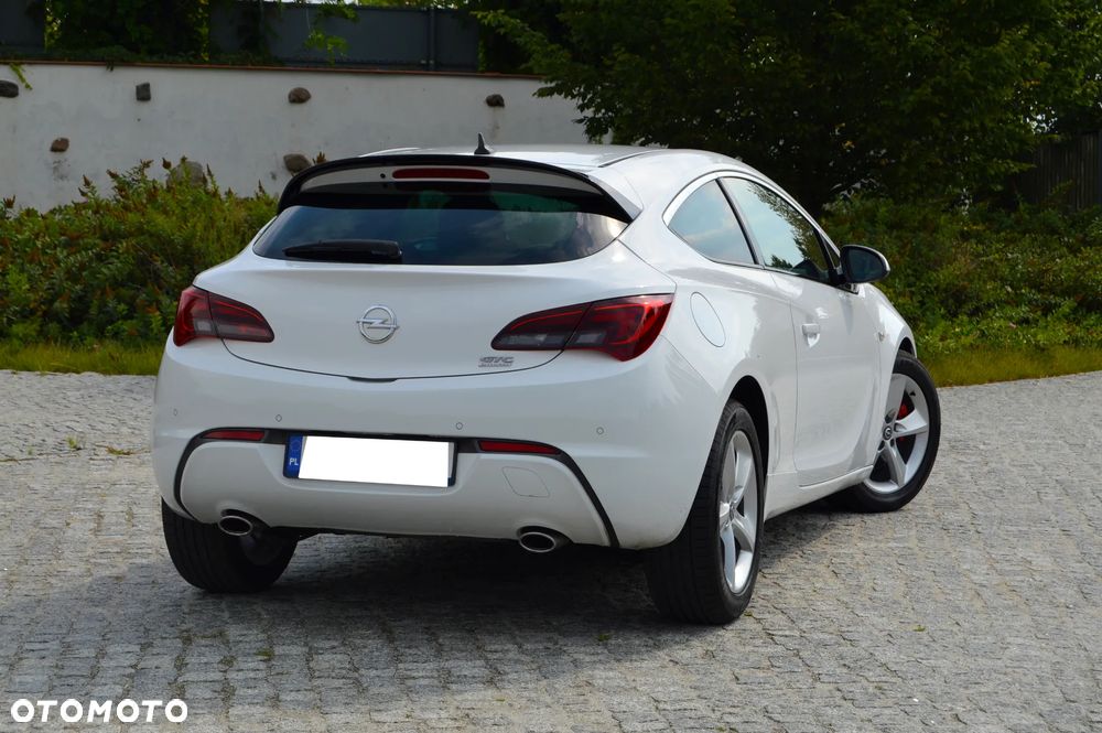 Opel Astra IV GTC 2.0 CDTI Bi-Turbo S&S - 5
