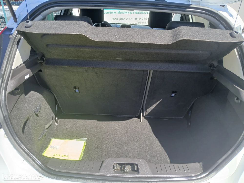 Ford Fiesta 1.0 Ti-VCT Titanium - 24