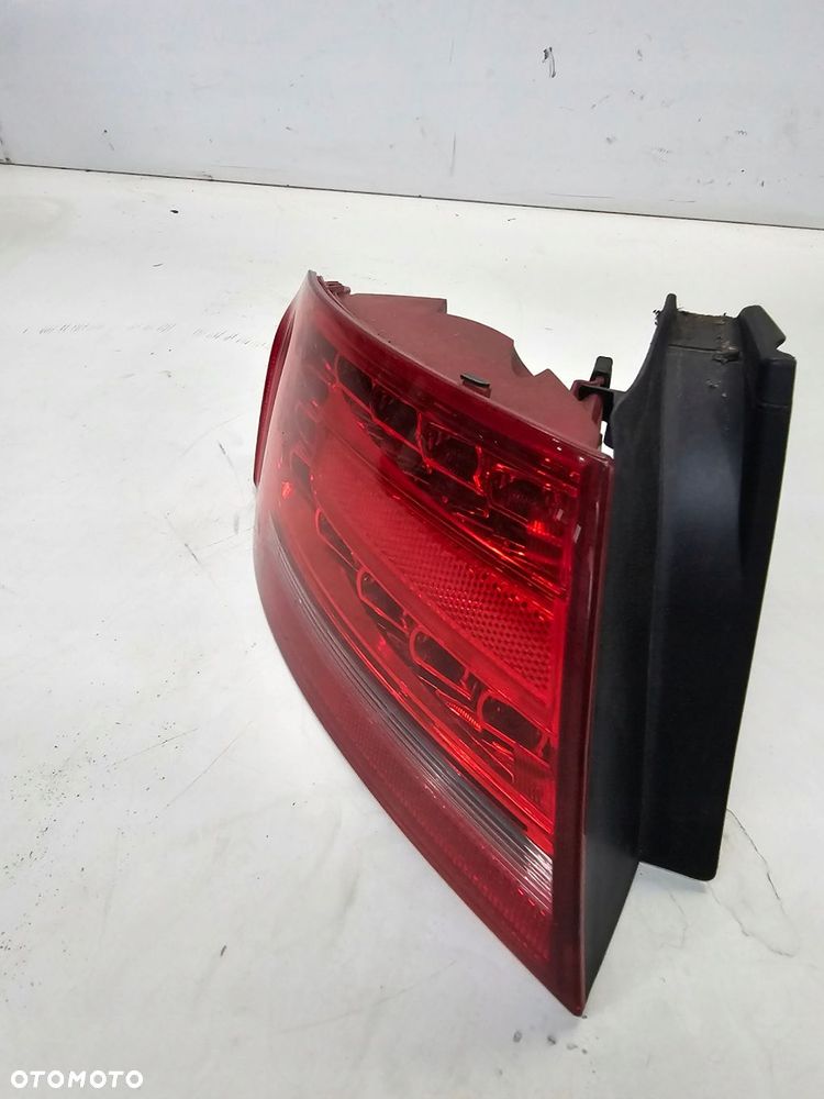 LAMPA LEWY TYŁ W BŁOTNIK AUDI A4 B8 8K5945095K LED - 6