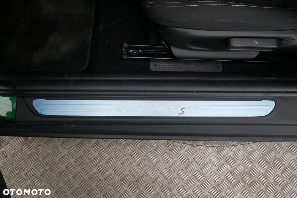 MINI Cooper - 28