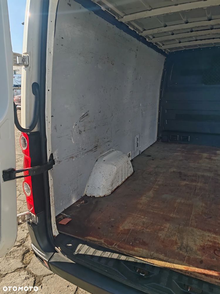 Volkswagen Crafter - 14