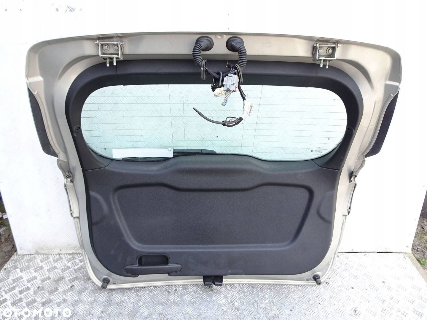 Klapa tył KPL. Ford B-max NC - 8