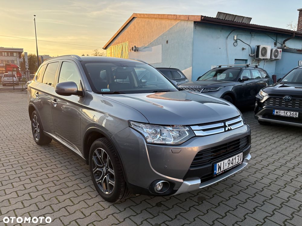 Mitsubishi Outlander 2.2 DID Intense + - 1
