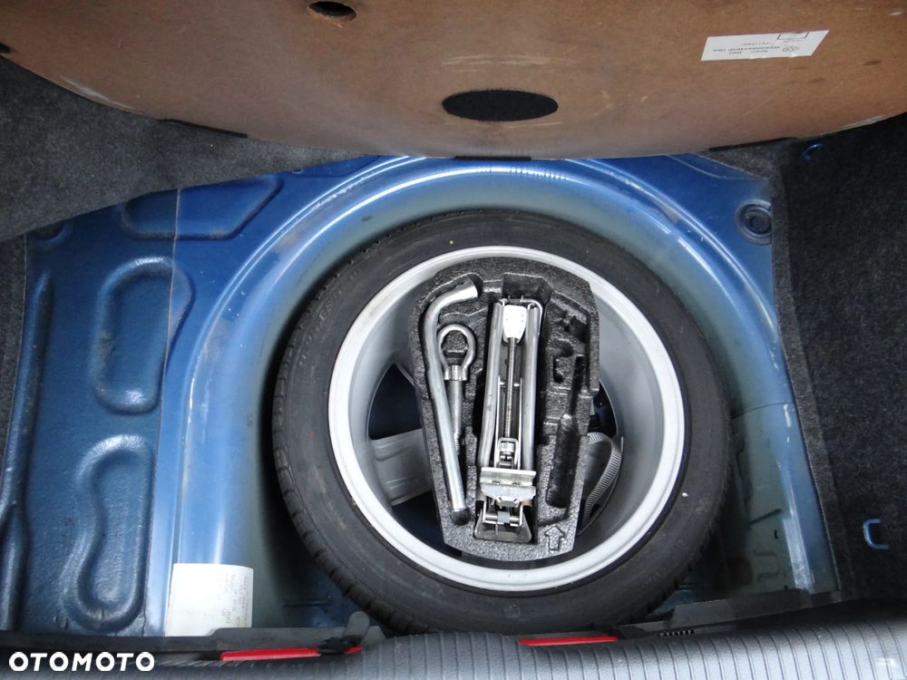 Volkswagen Polo 1.4 Tour Edition - 21