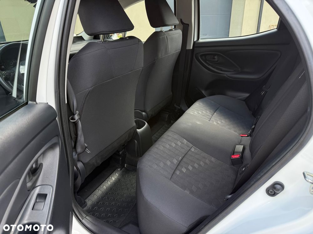 Toyota Yaris 1.5 Comfort - 37
