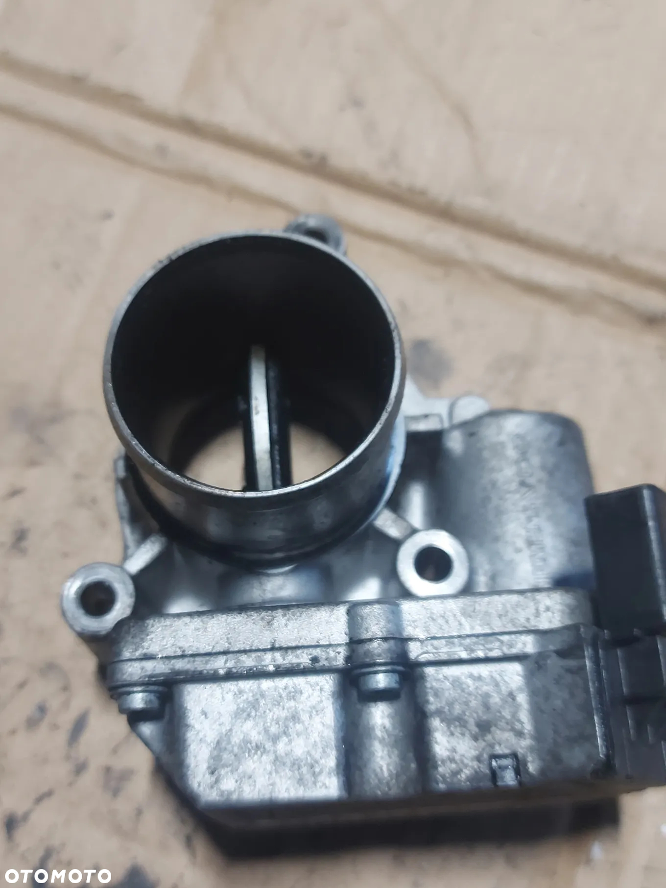 PRZEPUSTNICA RENAULT 1.9 DCI A2C53107575 7701062300 - 2