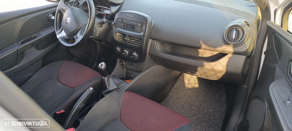 Renault Clio 1.5 dCi Zen - 10