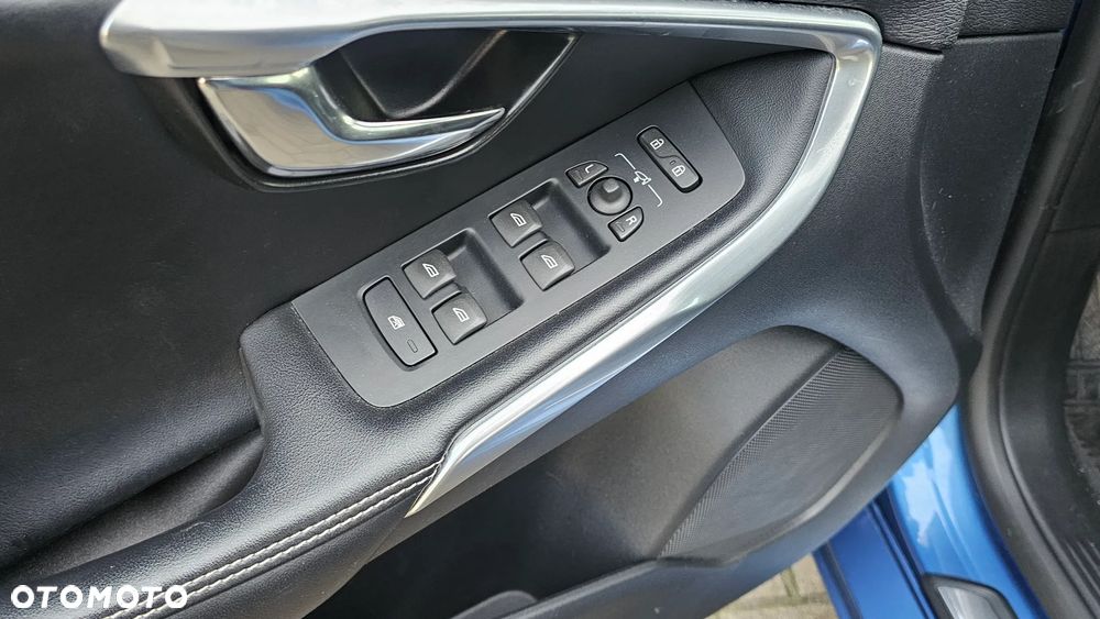 Volvo V40 D2 RDesign - 36