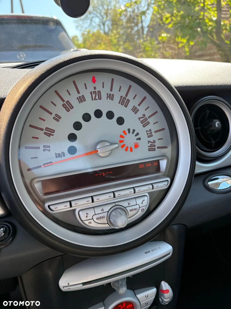 MINI Cooper 50 Camden - 8