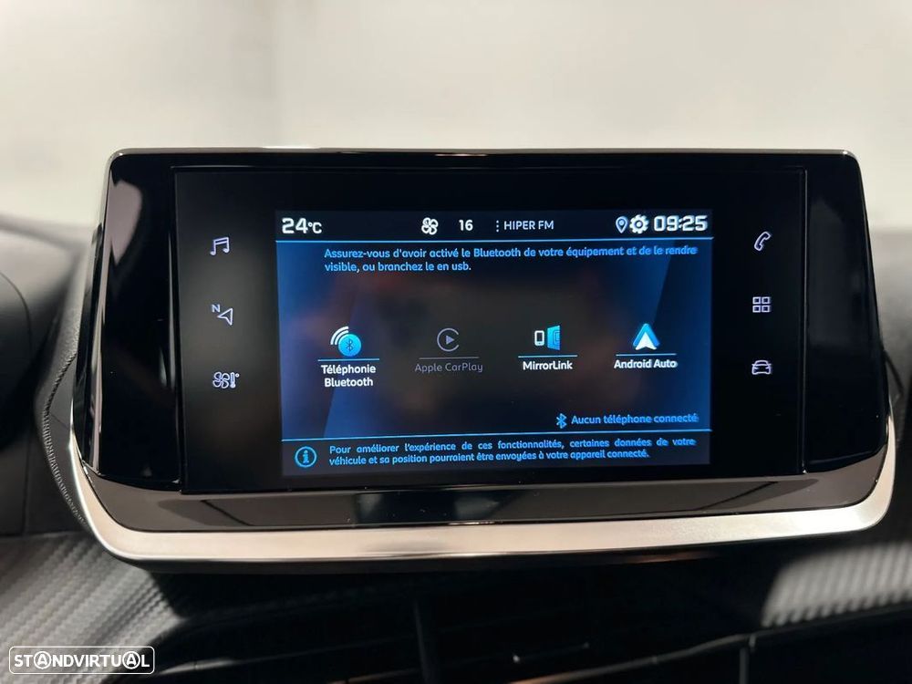 Peugeot 2008 1.2 PureTech Active Pack - 12