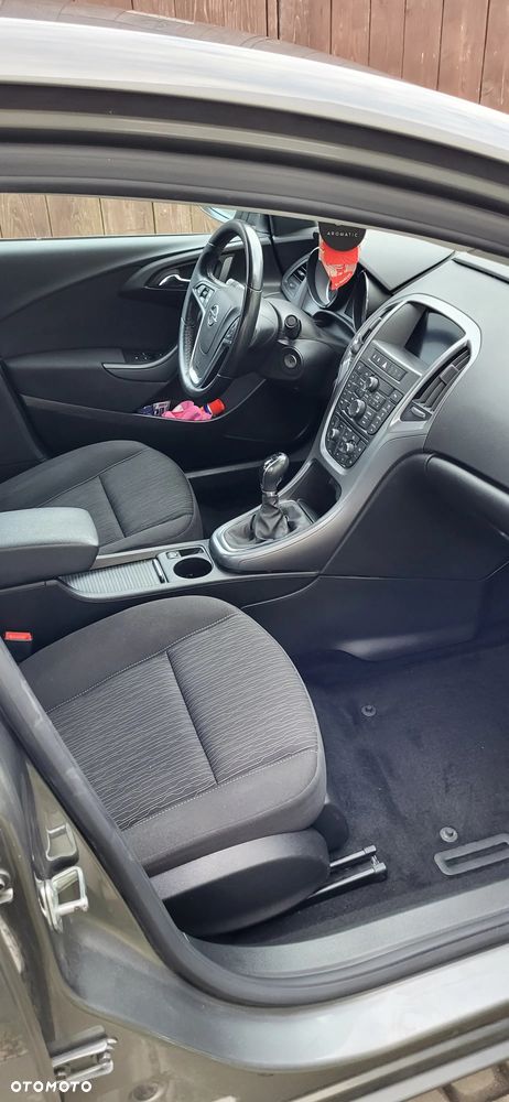 Opel Astra - 13
