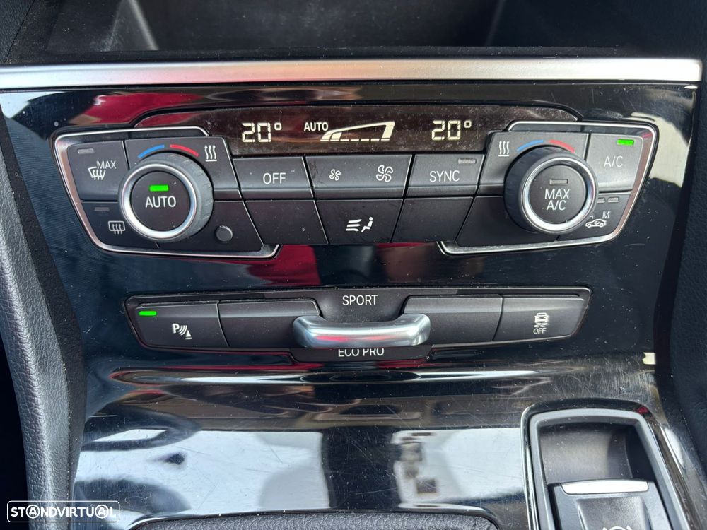 BMW 216 Active Tourer d Line Sport - 45