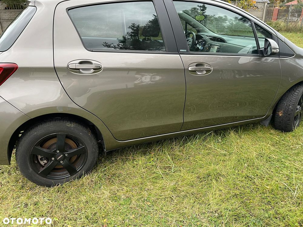 Toyota Yaris - 7