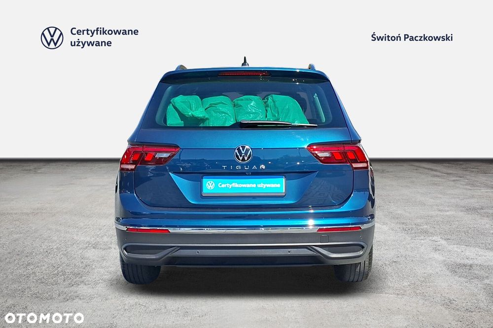 Volkswagen Tiguan - 4