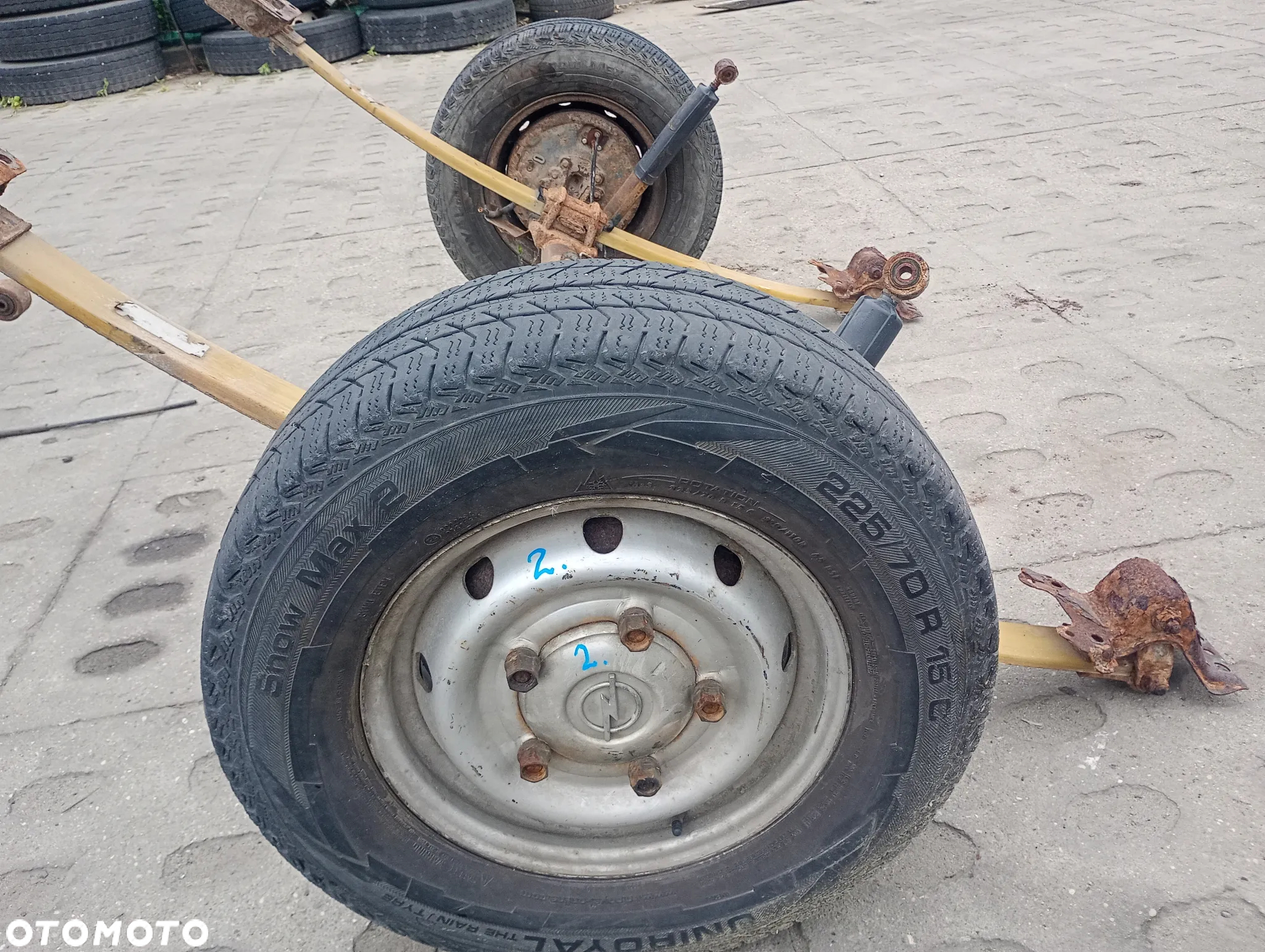 Belka tylna zwieszenia z kołami resorami na przyczepkę wózek jednoosiówka SAM z BUSA - 2