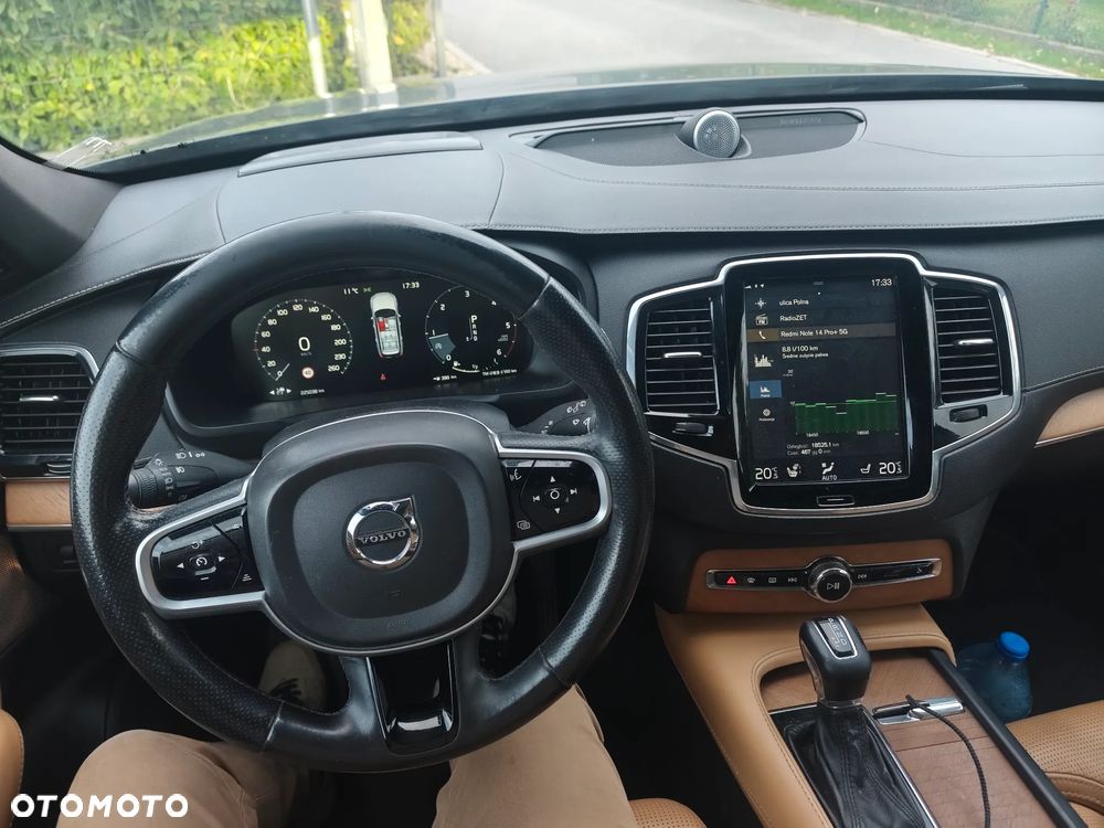 Volvo XC 90 - 17