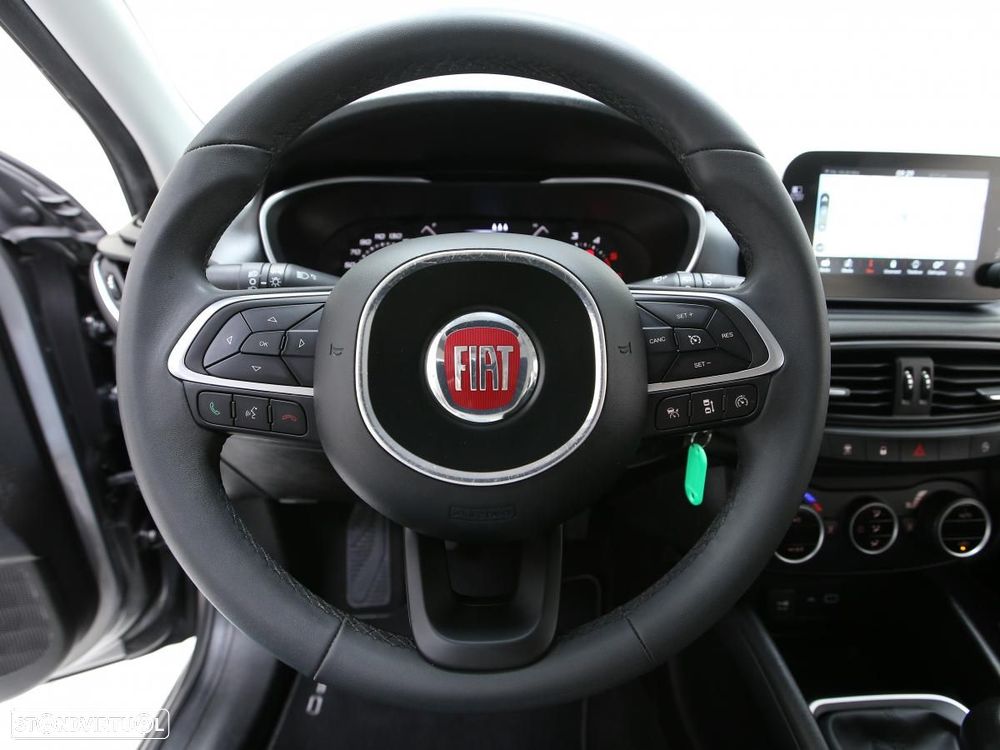 Fiat Tipo Station Wagon 1.3 M-Jet Lounge - 21