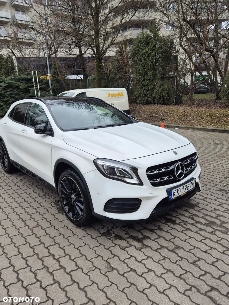 Mercedes - Benz GLA