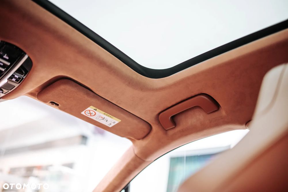 Porsche Panamera Turbo S Sport Turismo - 27