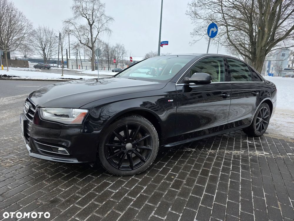 Audi A4 Limousine - 3