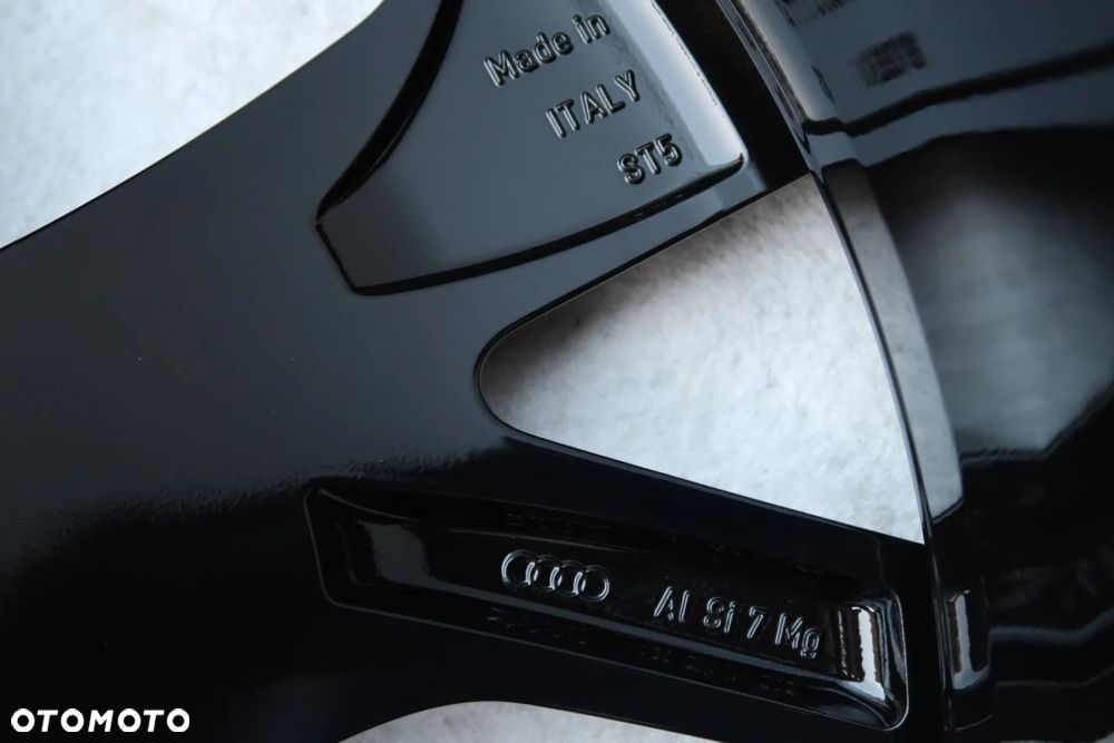 Audi RSQ8 Felgi Aluminiowe 4M860125AP - 11